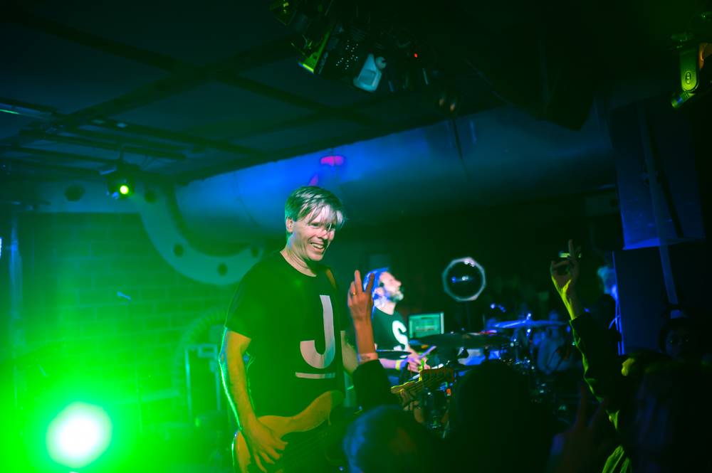 Energičtí Tata Bojs dorazili do Havířova, zaplněná Stolárna jásala nadšením