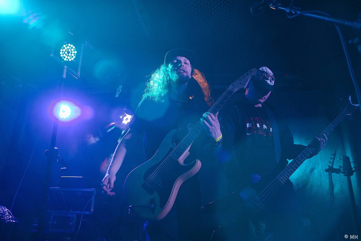 Bílej Medvěd se rozburácel metalem. Zahráli Seven, doprovodili je Arzzen a Nevergreen