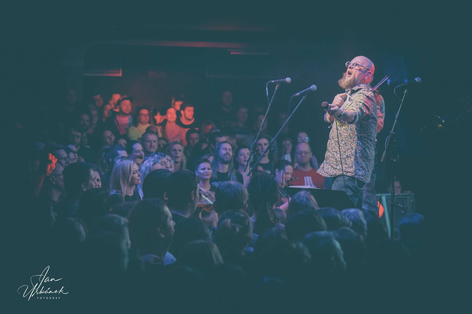 Poletíme? zaplnili pražský Lucerna Music Bar