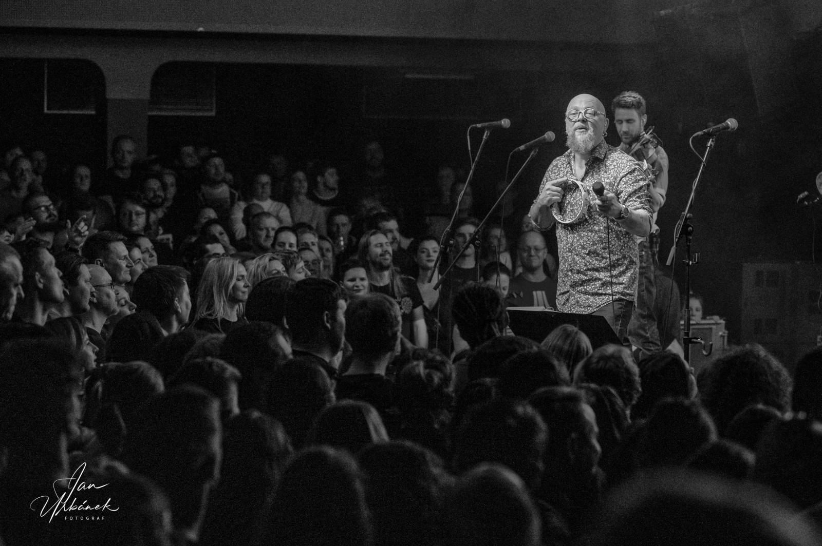 Poletíme? zaplnili pražský Lucerna Music Bar