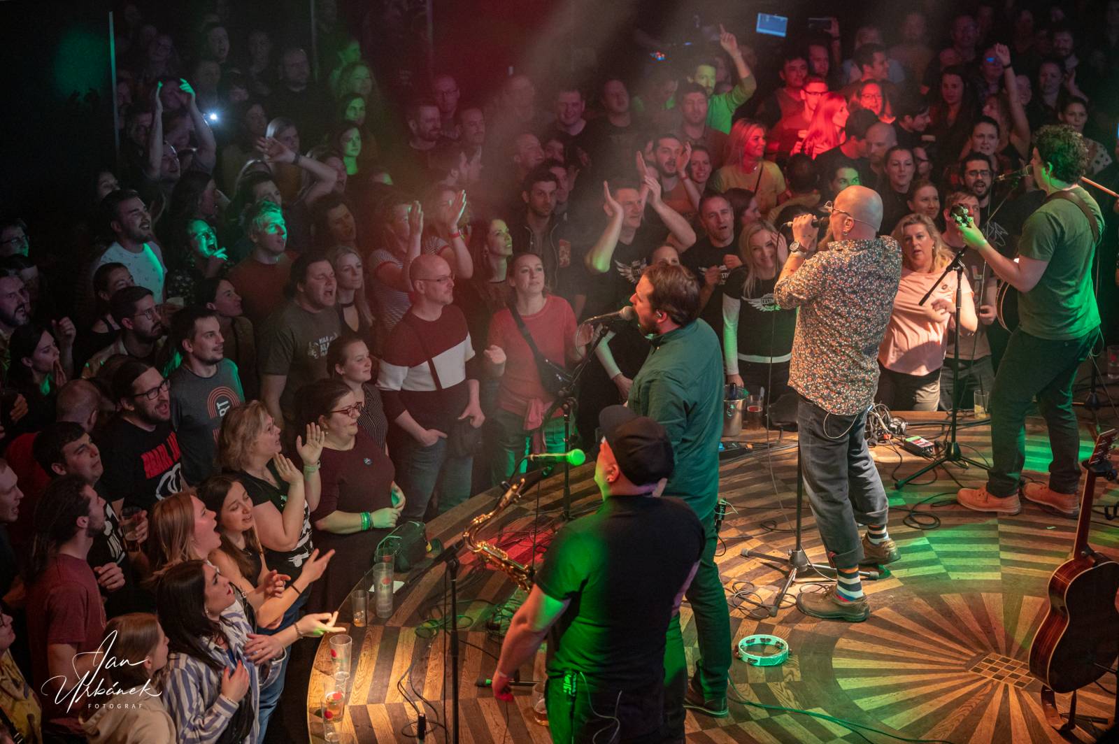 Poletíme? zaplnili pražský Lucerna Music Bar