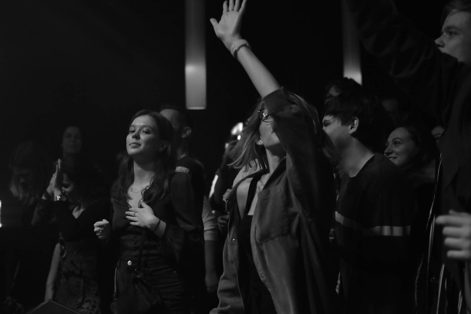 The Silver Spoons roztančili Plzeň, předskakovali jim Page Turners