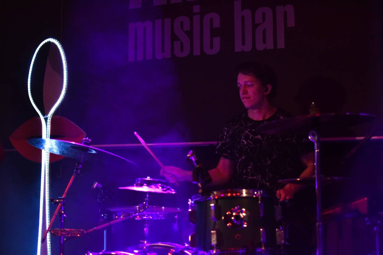 The Silver Spoons roztančili Plzeň, předskakovali jim Page Turners