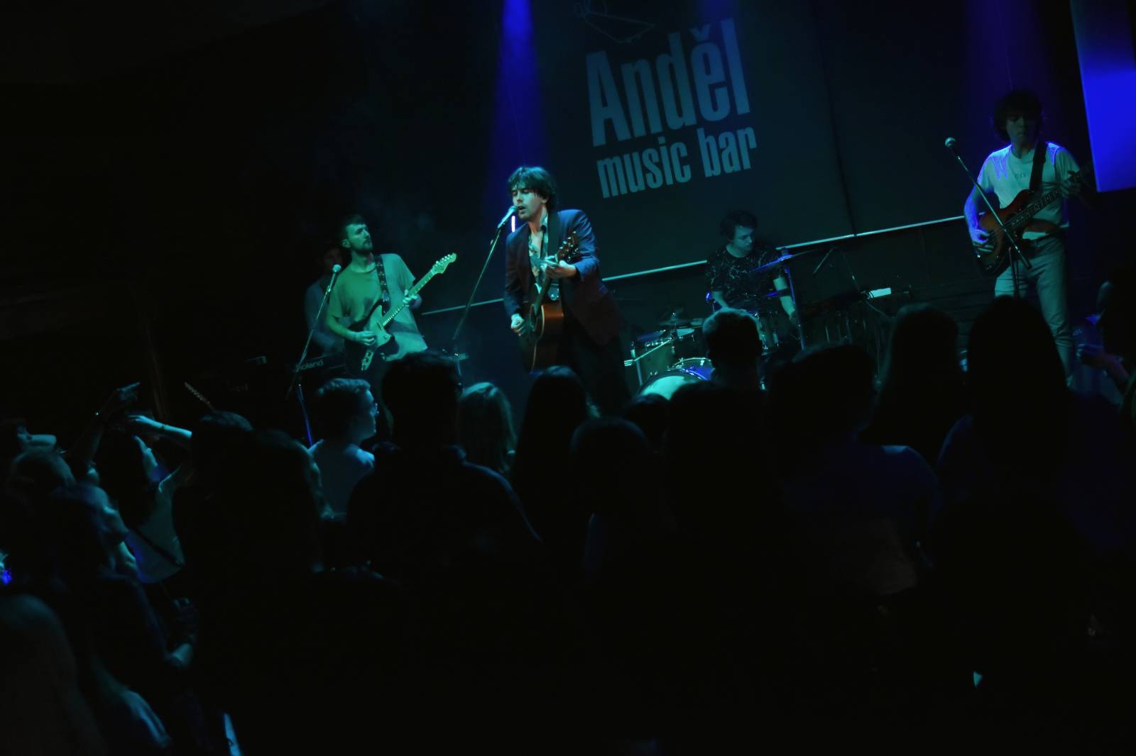 The Silver Spoons roztančili Plzeň, předskakovali jim Page Turners