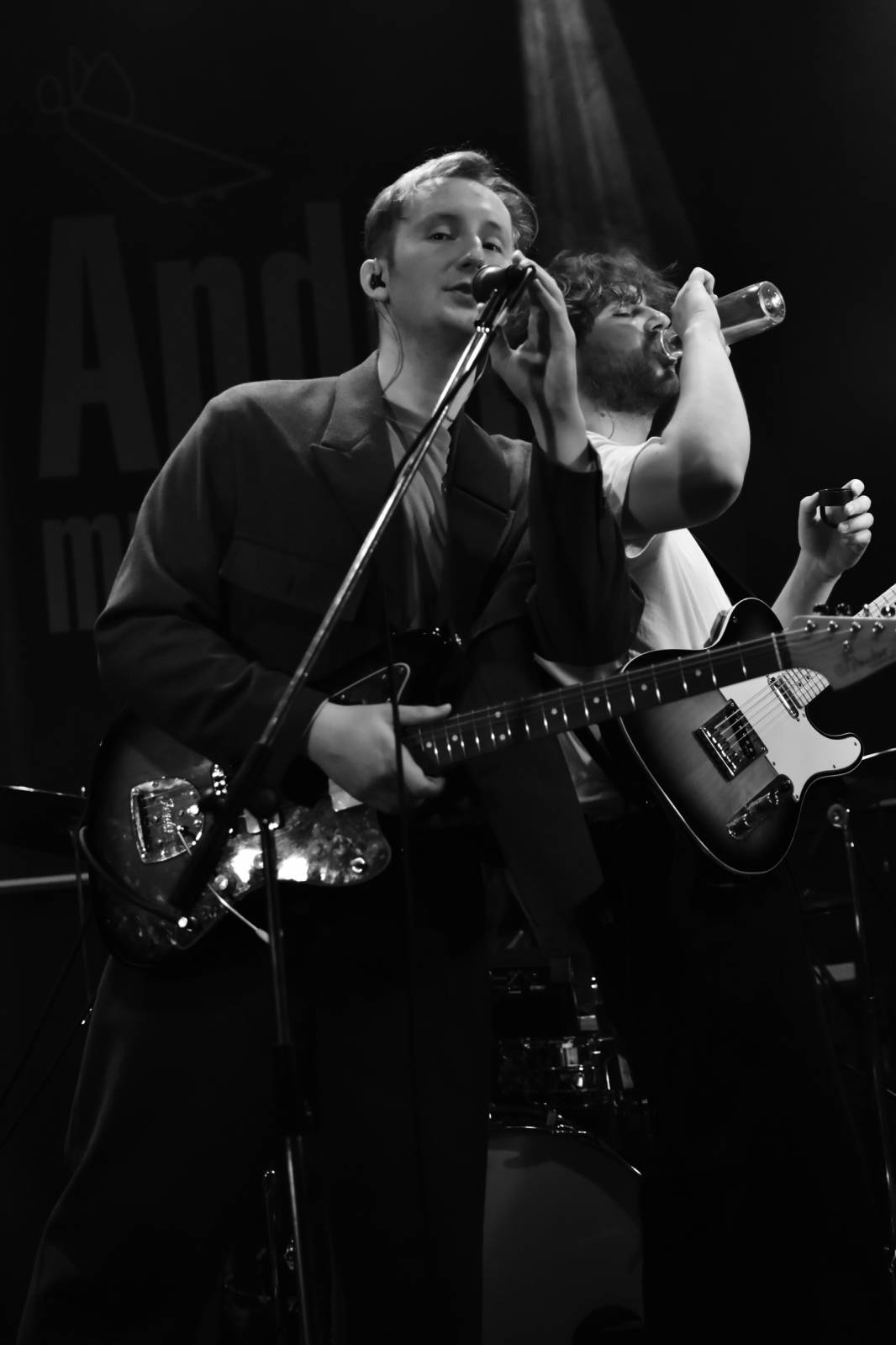 The Silver Spoons roztančili Plzeň, předskakovali jim Page Turners