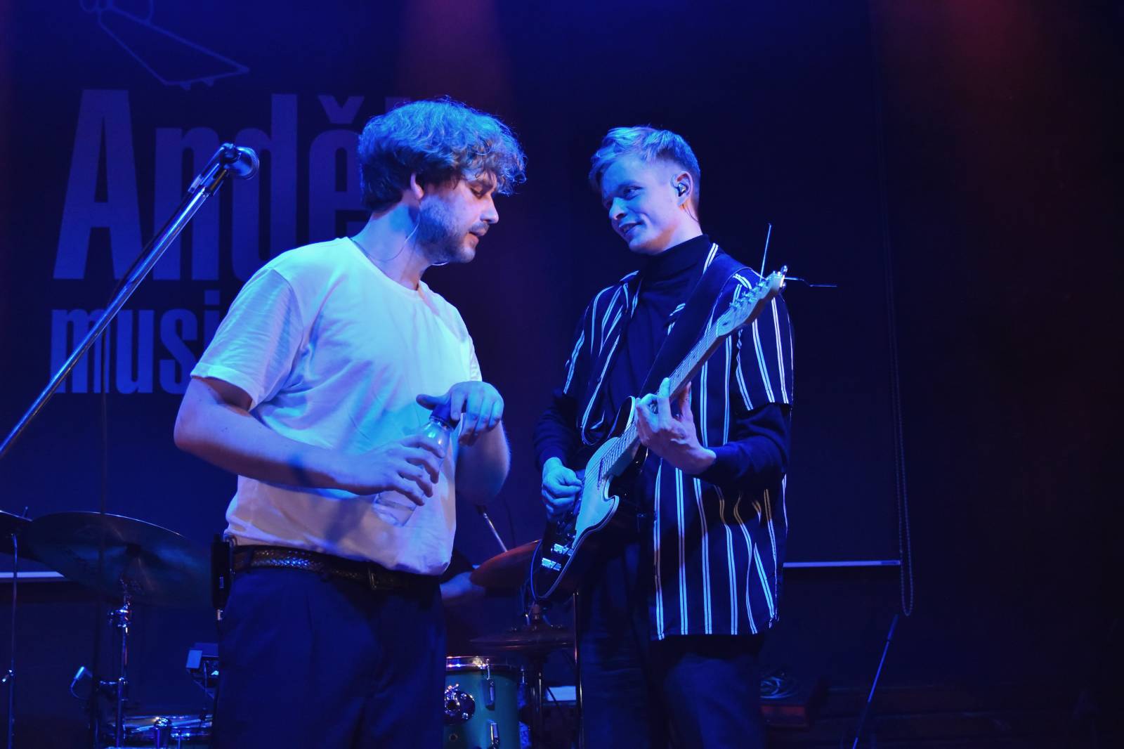 The Silver Spoons roztančili Plzeň, předskakovali jim Page Turners