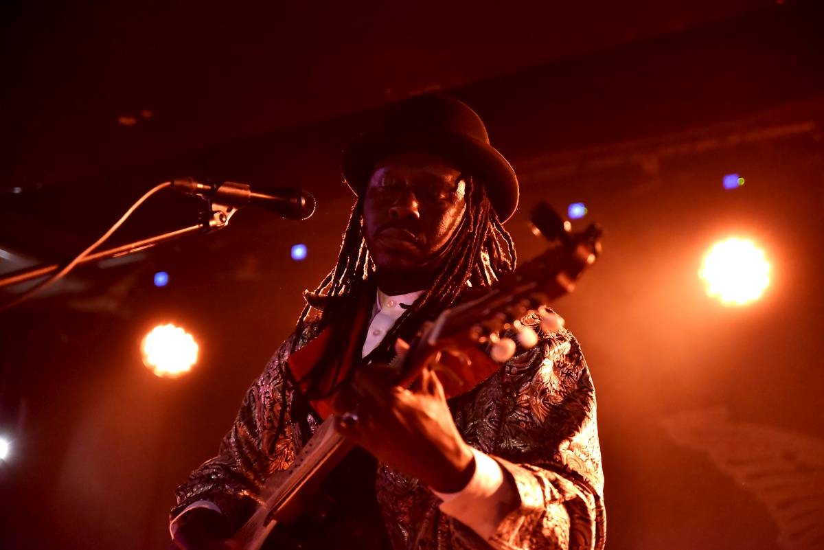 Faada Freddy přivezl do Rock Café v Praze směs gospelu, soulu, jazzu, reggae, popu a hip hopu