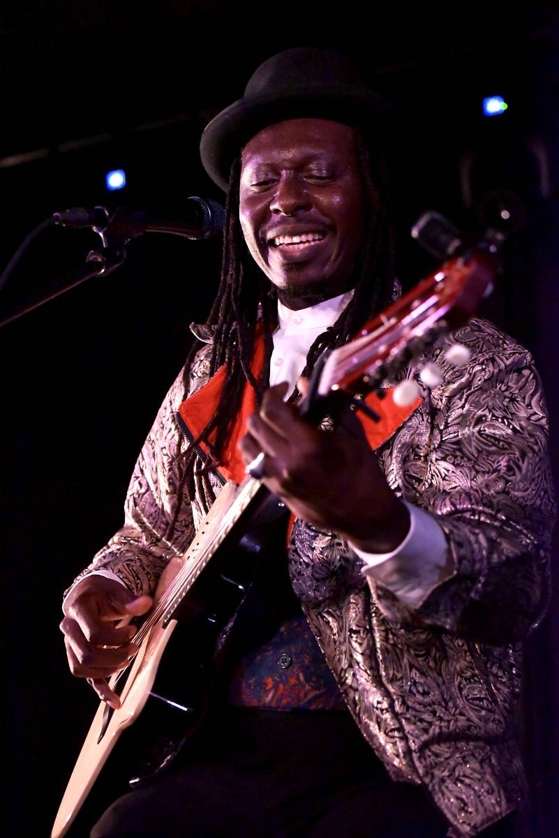 Faada Freddy přivezl do Rock Café v Praze směs gospelu, soulu, jazzu, reggae, popu a hip hopu