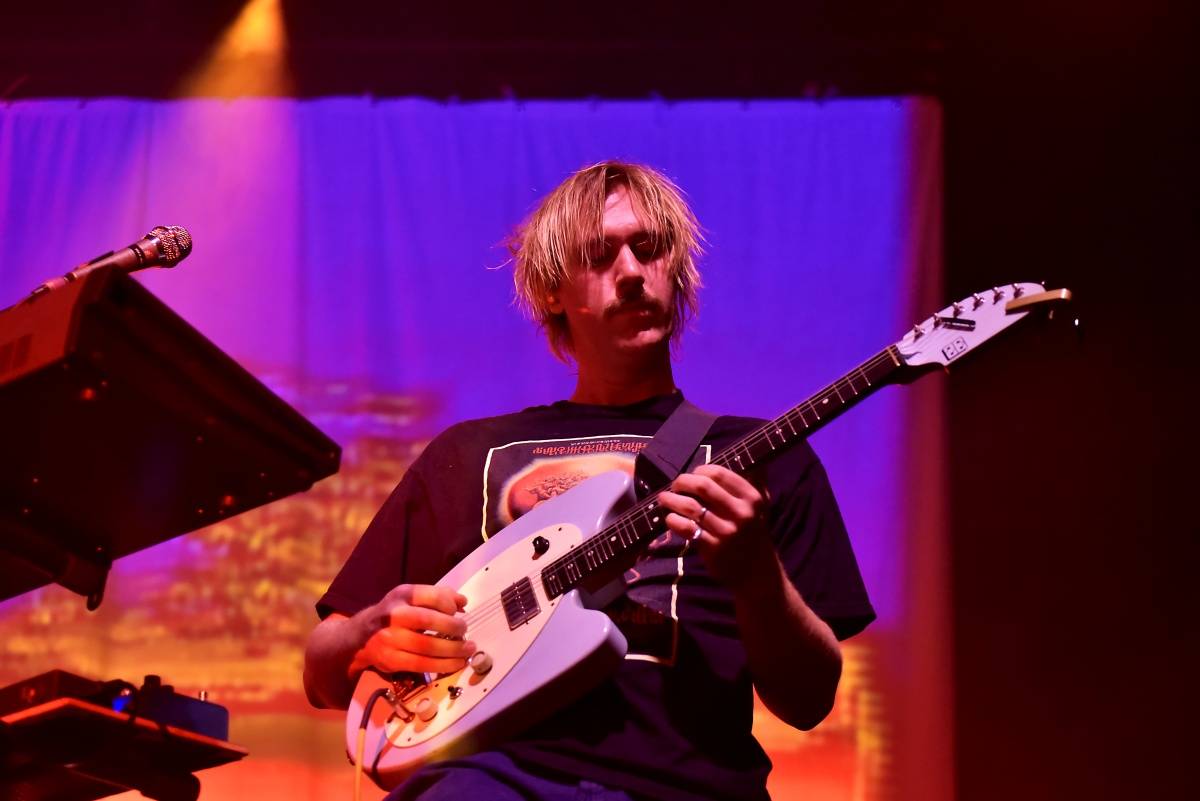 Pět nových alb si zasloužilo turné. Australští rockeři King Gizzard & The Lizard Wizard vyprodali pražskou Lucernu