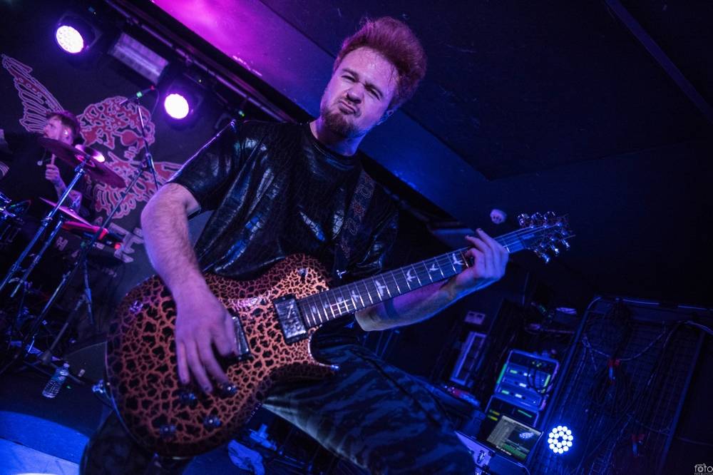 Pražským Rock Café se prohnala metalová bouře. Bloodywood nabili fanoušky energií