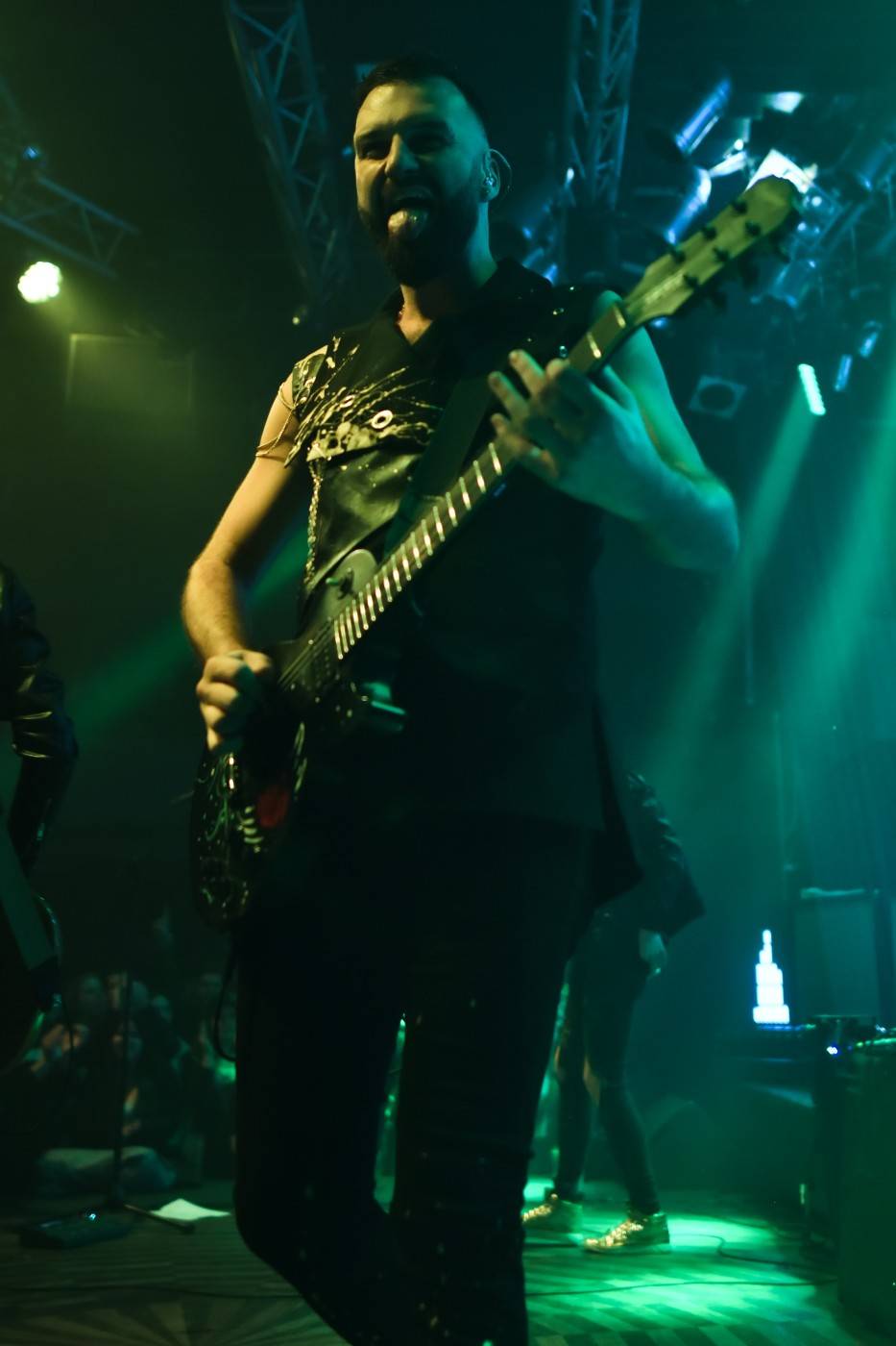 Civilní Obrana vyprodala pražský Lucerna Music Bar, jejími hosty byly Rybičky 48 a Denisa Nesvačilová