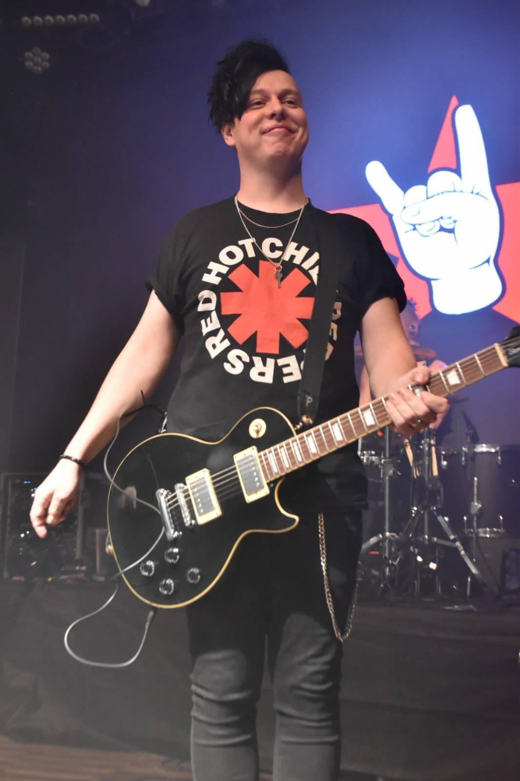 Civilní Obrana vyprodala pražský Lucerna Music Bar, jejími hosty byly Rybičky 48 a Denisa Nesvačilová