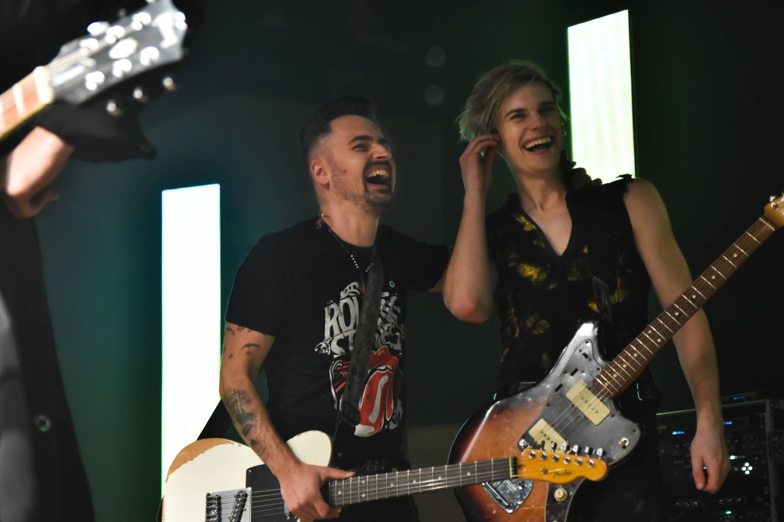 Civilní Obrana vyprodala pražský Lucerna Music Bar, jejími hosty byly Rybičky 48 a Denisa Nesvačilová