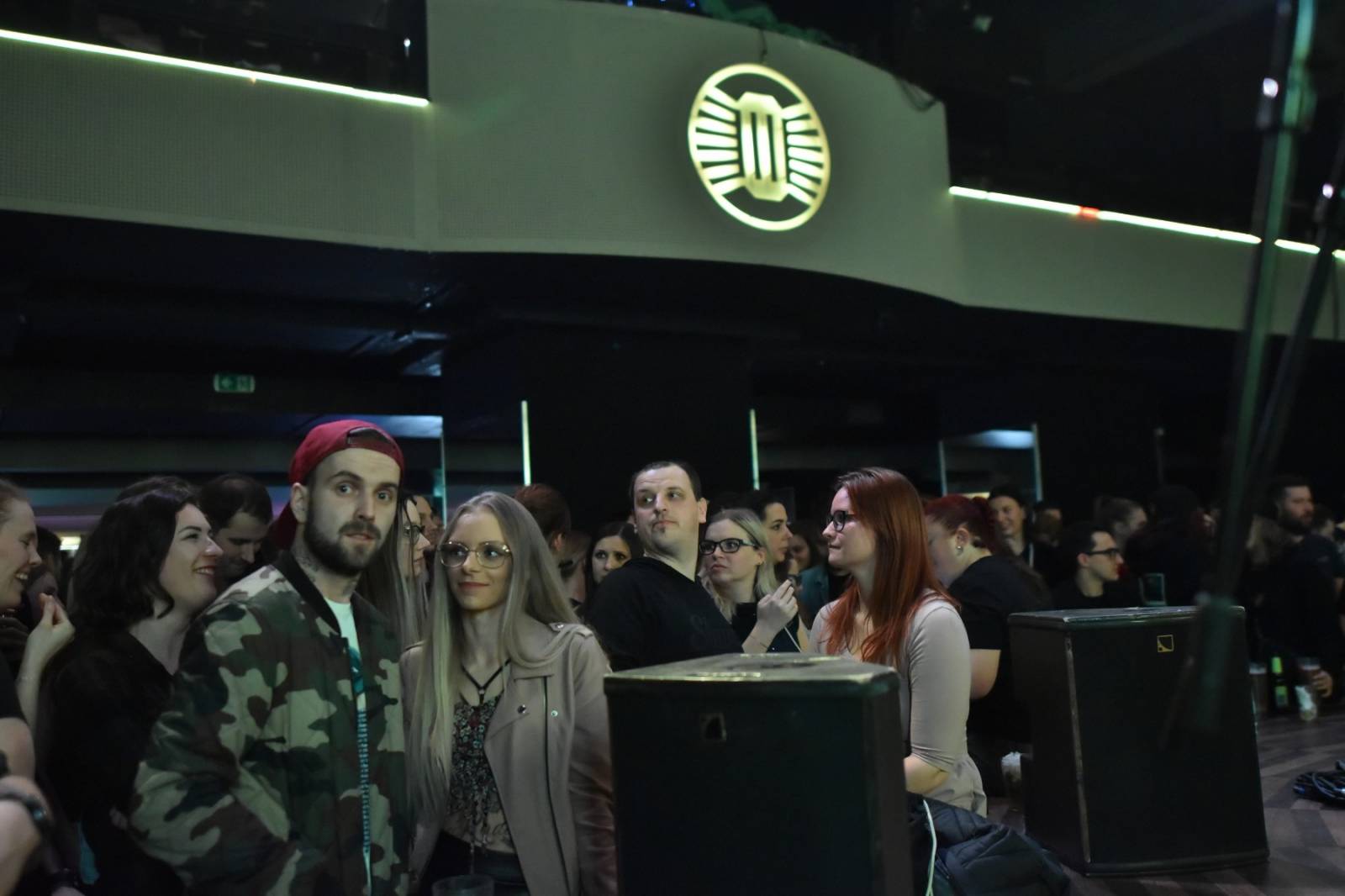 Civilní Obrana vyprodala pražský Lucerna Music Bar, jejími hosty byly Rybičky 48 a Denisa Nesvačilová