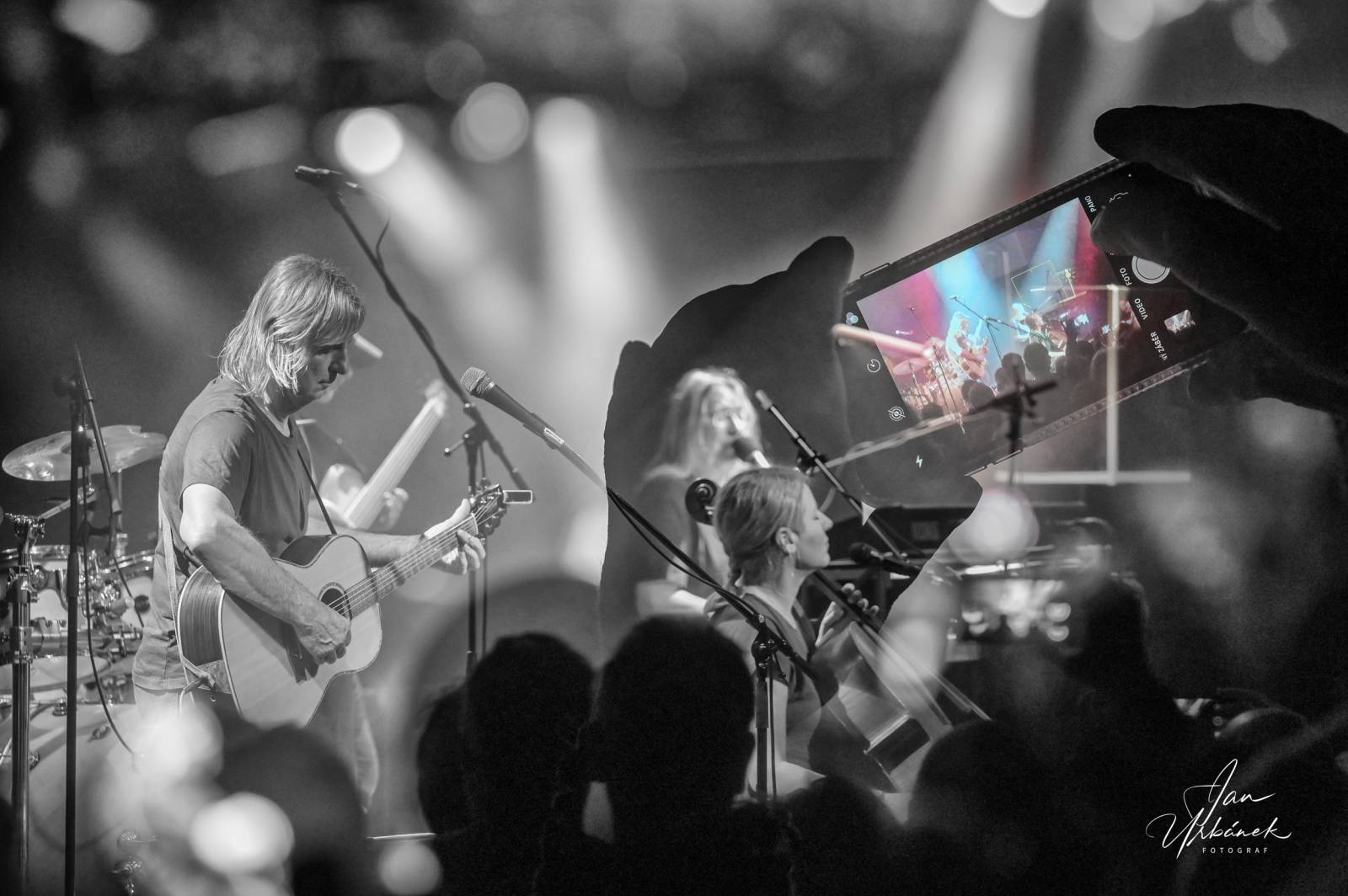 Progres 2 oslavili v pražském Lucerna Music Baru 55 let na scéně