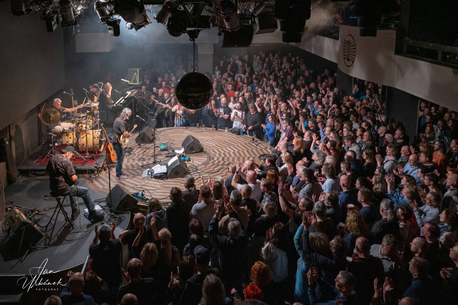 Progres 2 oslavili v pražském Lucerna Music Baru 55 let na scéně