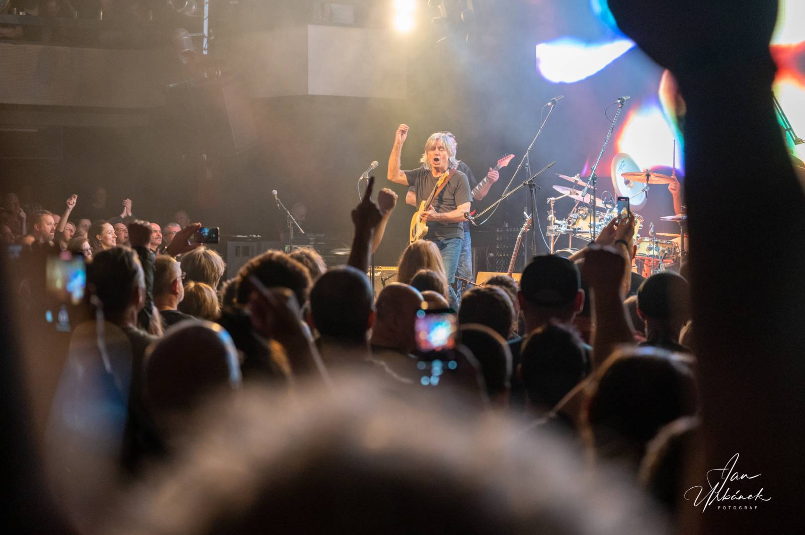 Progres 2 oslavili v pražském Lucerna Music Baru 55 let na scéně