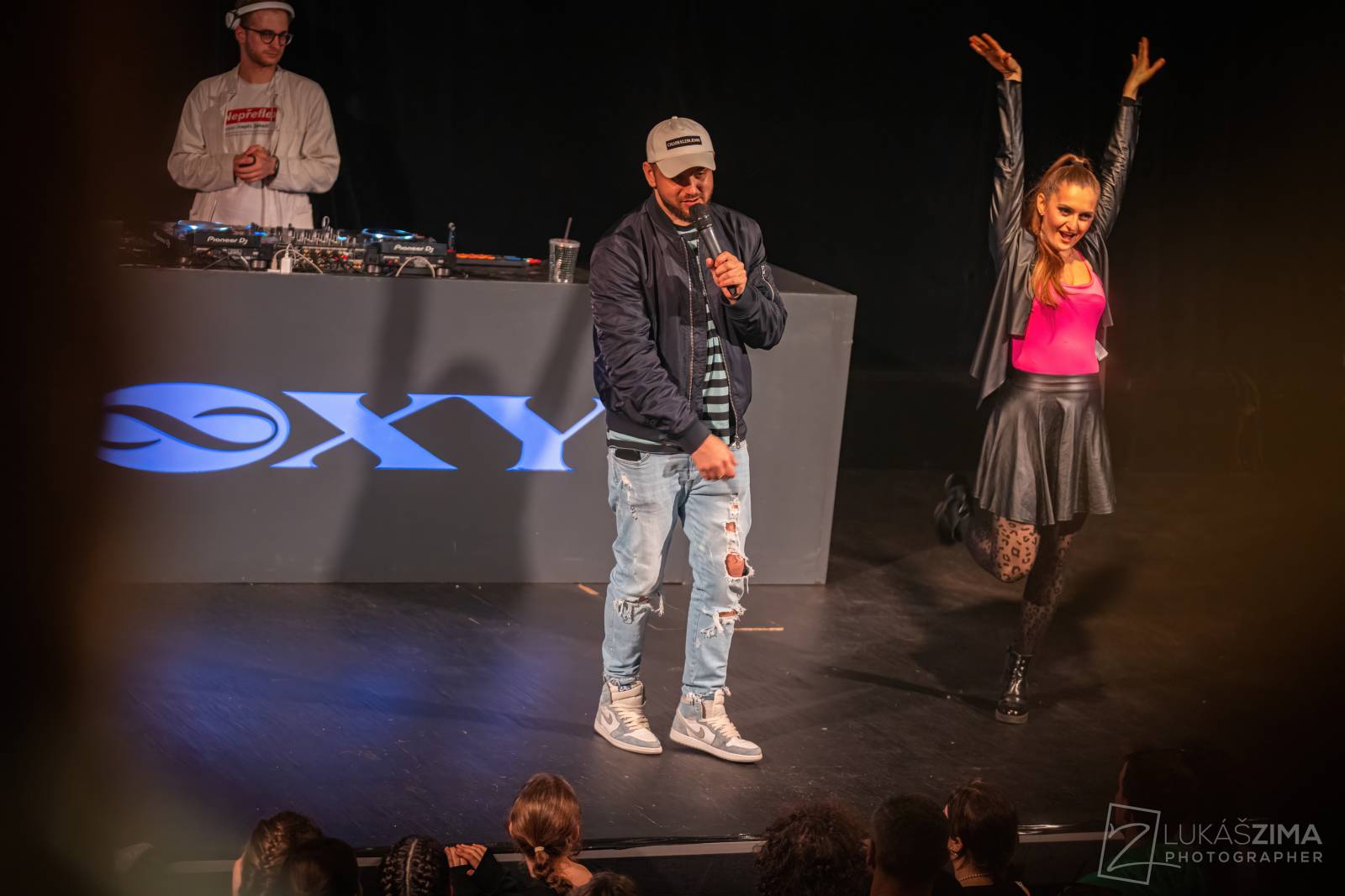 Sima předvedla Praze show světové úrovně, v Roxy pokřtila album Masterpiece