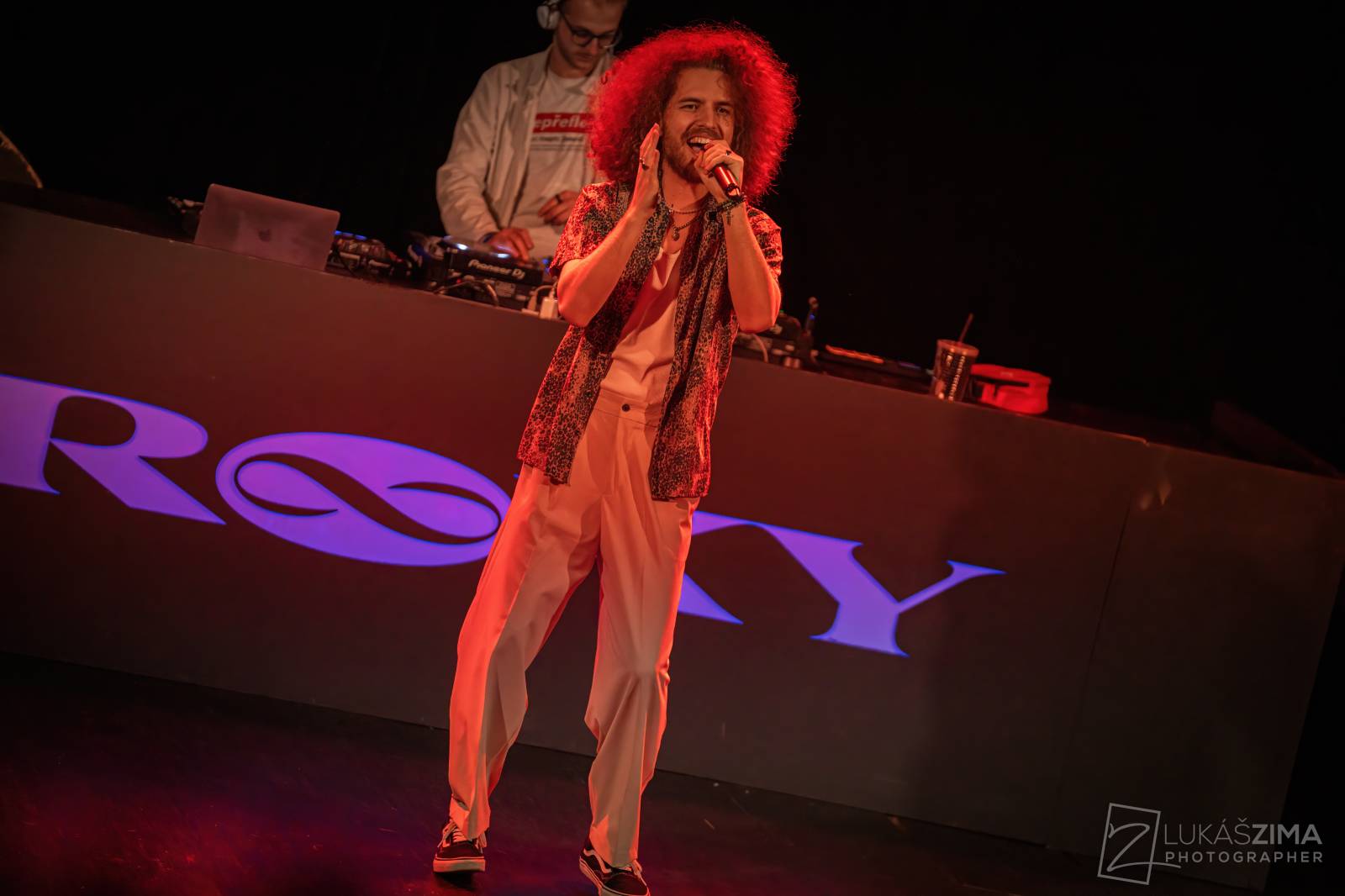 Sima předvedla Praze show světové úrovně, v Roxy pokřtila album Masterpiece