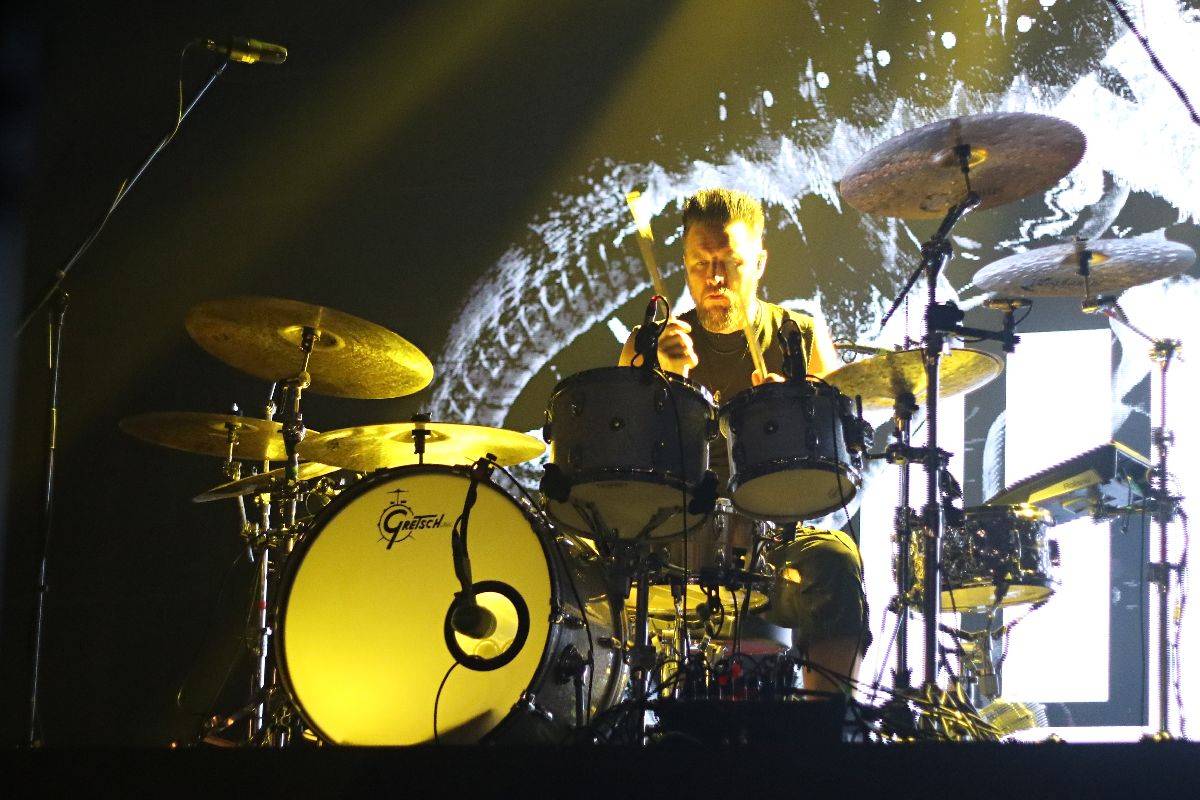 Do Brna dorazila Apocalyptica spolu s Epicou, Nothing Else Matters zpívala celá hala