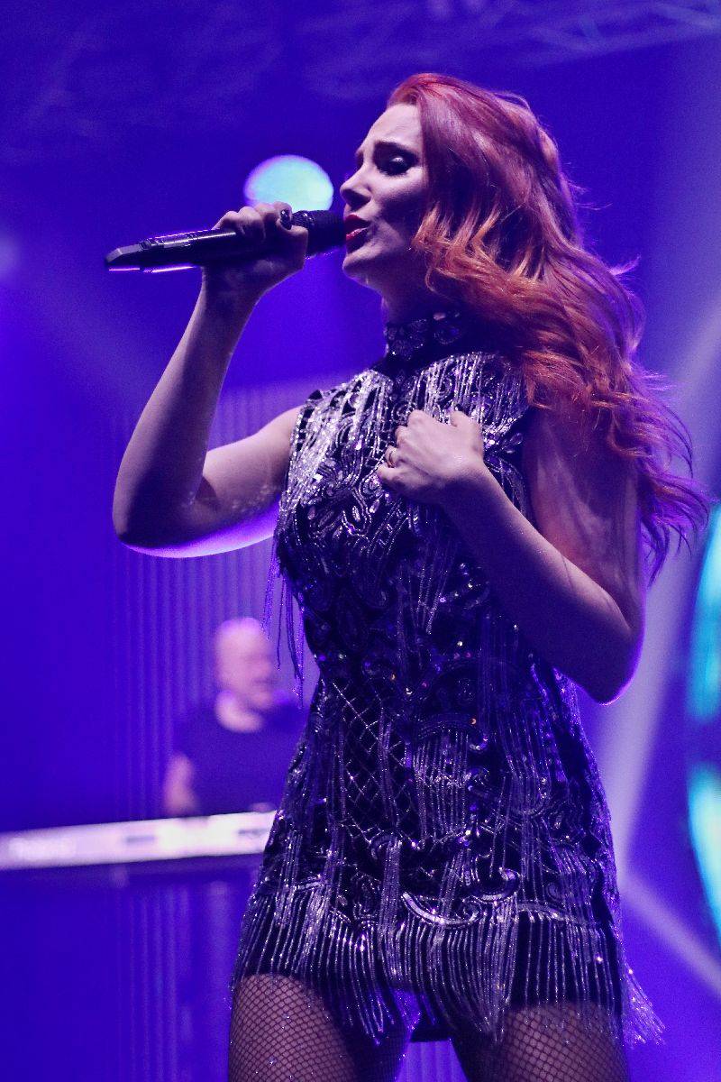 Do Brna dorazila Apocalyptica spolu s Epicou, Nothing Else Matters zpívala celá hala