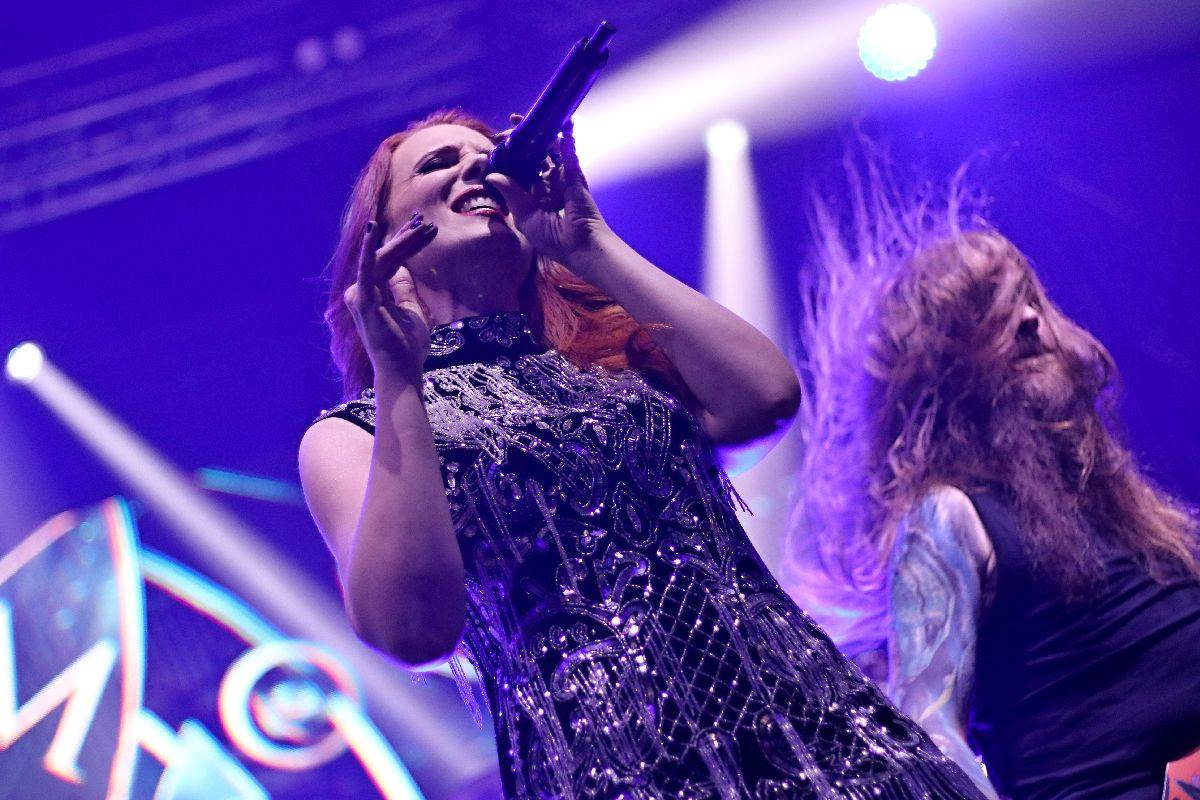 Do Brna dorazila Apocalyptica spolu s Epicou, Nothing Else Matters zpívala celá hala