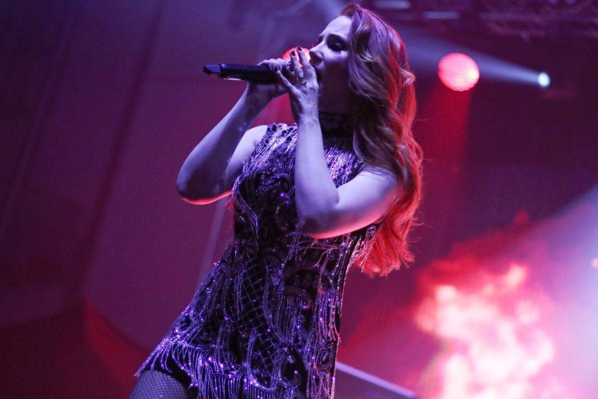 Do Brna dorazila Apocalyptica spolu s Epicou, Nothing Else Matters zpívala celá hala