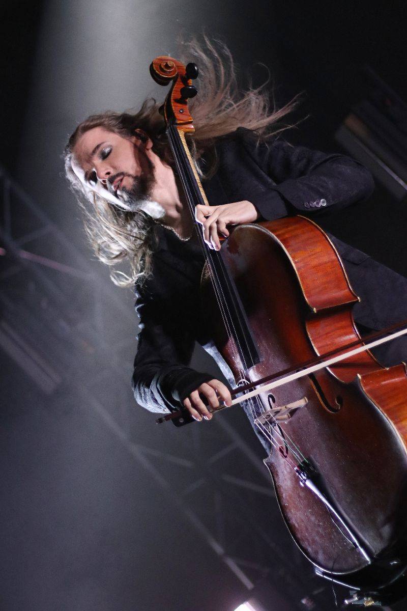 Do Brna dorazila Apocalyptica spolu s Epicou, Nothing Else Matters zpívala celá hala