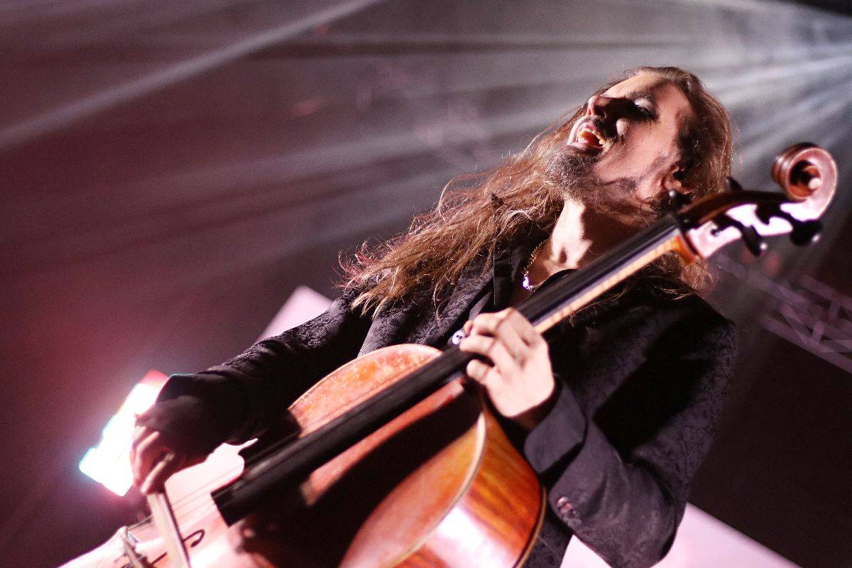 Do Brna dorazila Apocalyptica spolu s Epicou, Nothing Else Matters zpívala celá hala