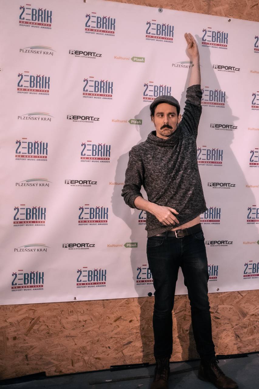 ONLINE: Žebřík rozdá 28 cen. Podívejte se na přípravy a do zákulisí akce