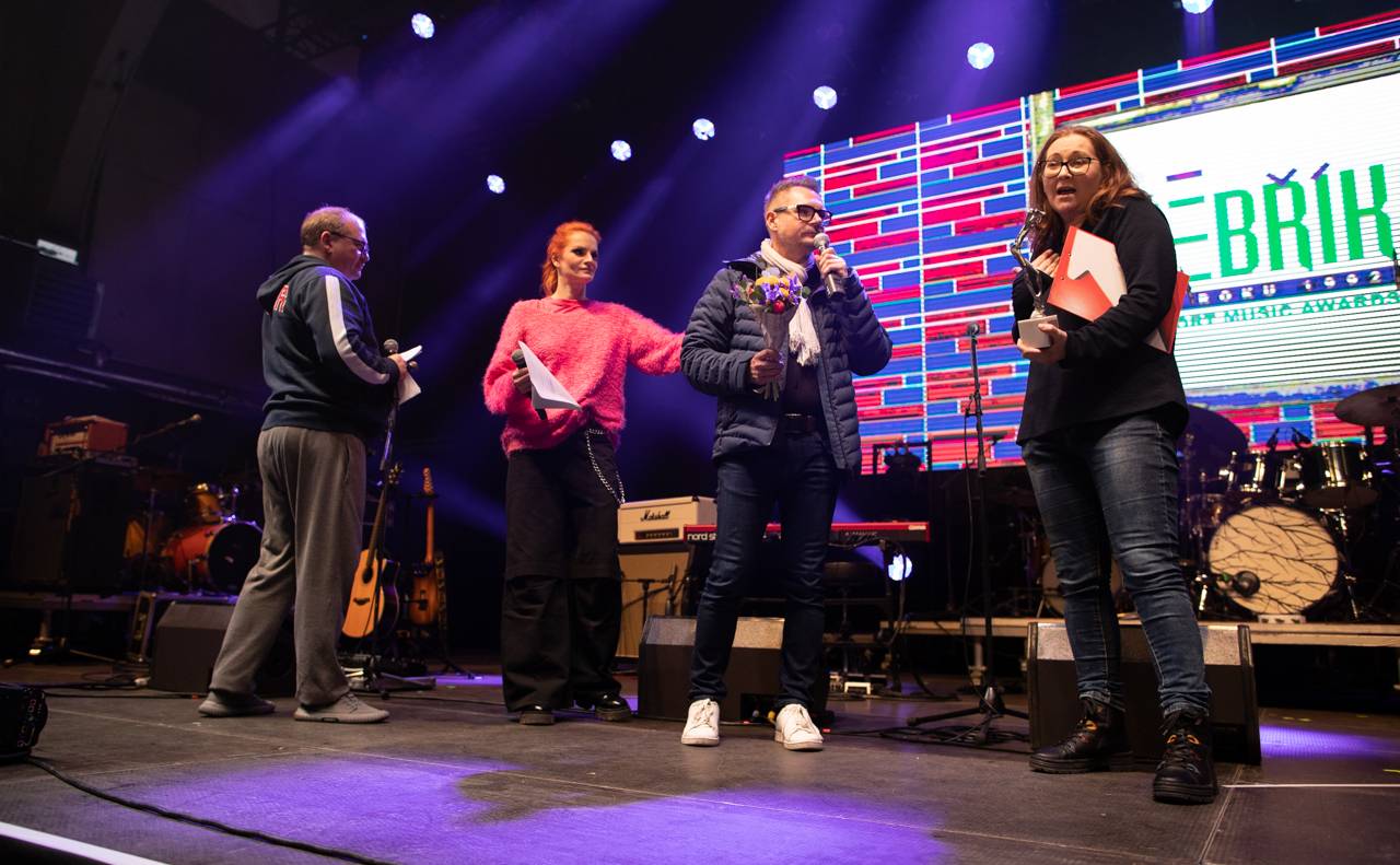 ONLINE: Žebřík rozdá 28 cen. Podívejte se na přípravy a do zákulisí akce