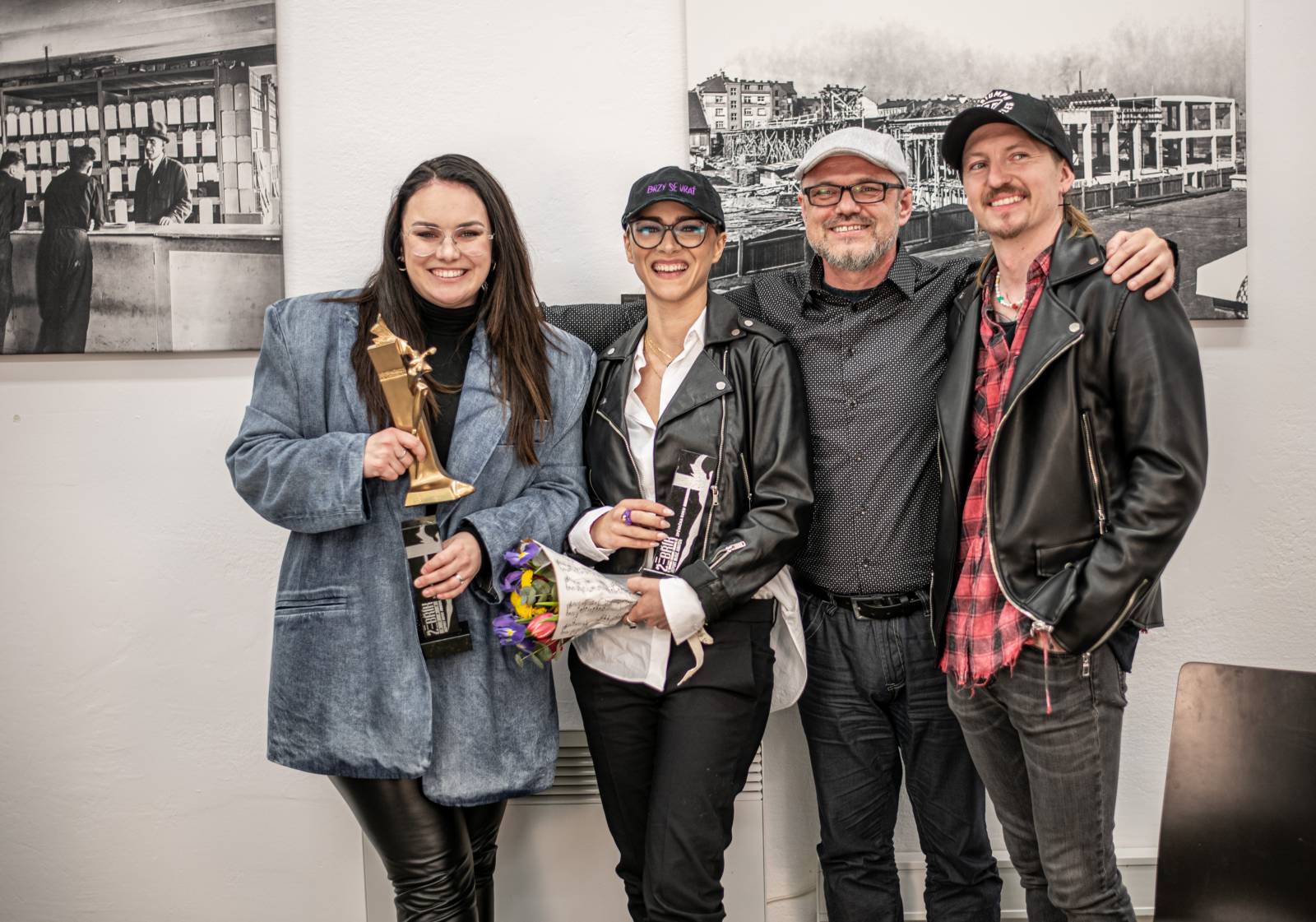 ONLINE: Žebřík rozdá 28 cen. Podívejte se na přípravy a do zákulisí akce