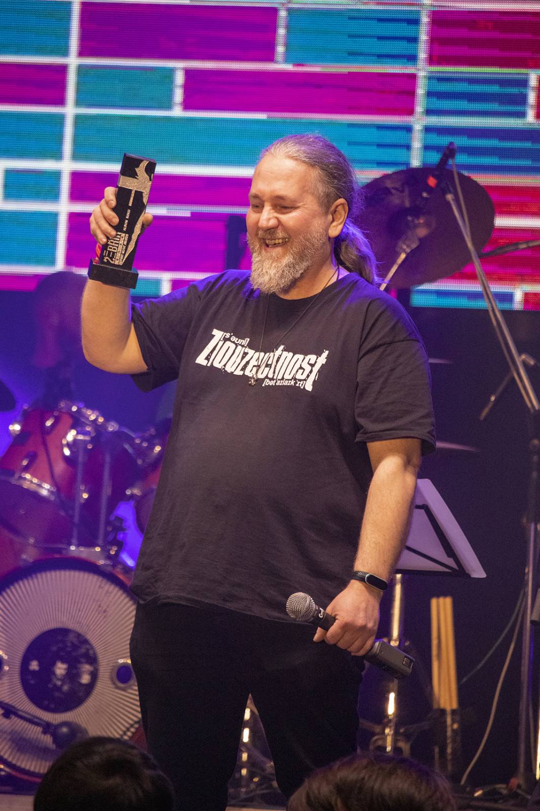 Michal Pavlíček si na Žebříku převzal speciální cenu a pokřtil čtyřdiskovou kompilaci Faces