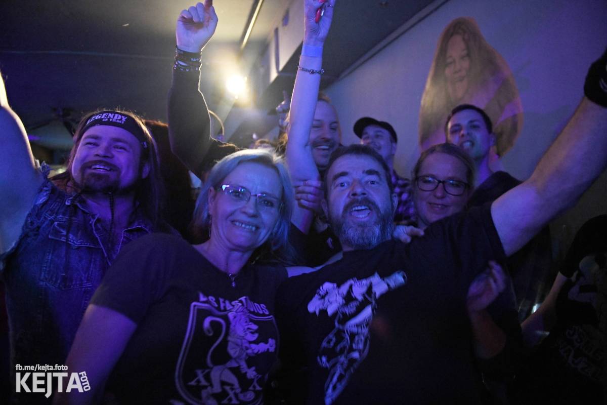 Punková smršť. Do Vagonu dorazili Punk Floid a Volant