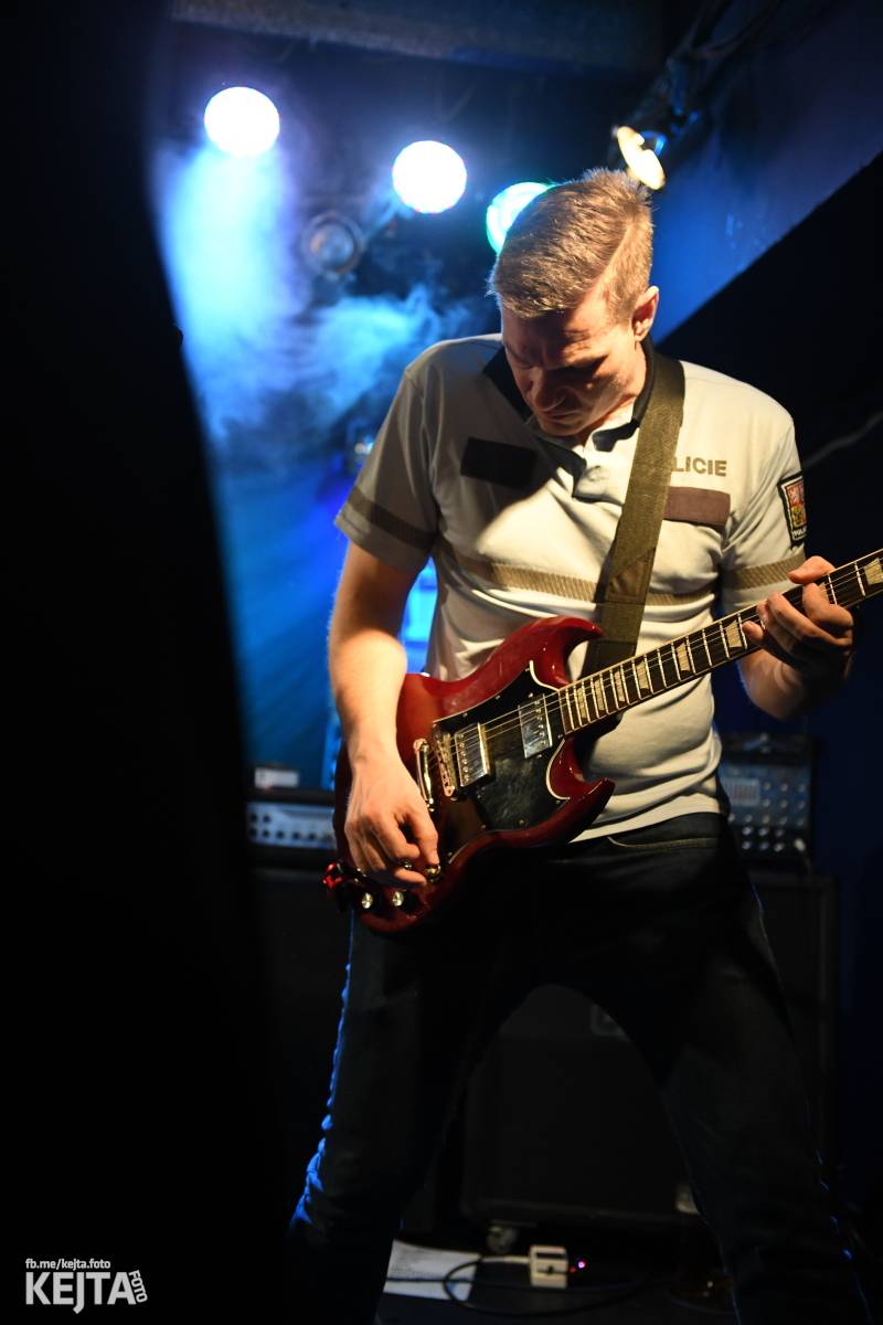 Punková smršť. Do Vagonu dorazili Punk Floid a Volant