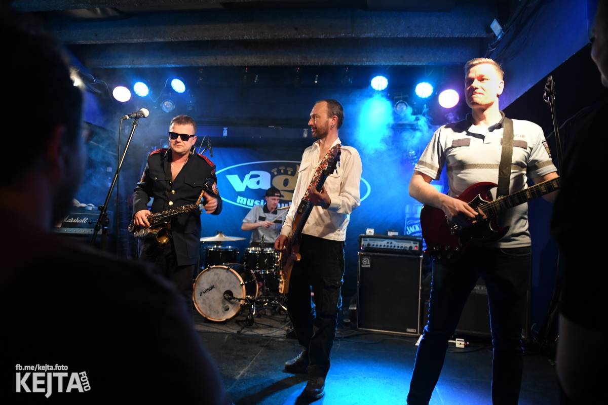 Punková smršť. Do Vagonu dorazili Punk Floid a Volant