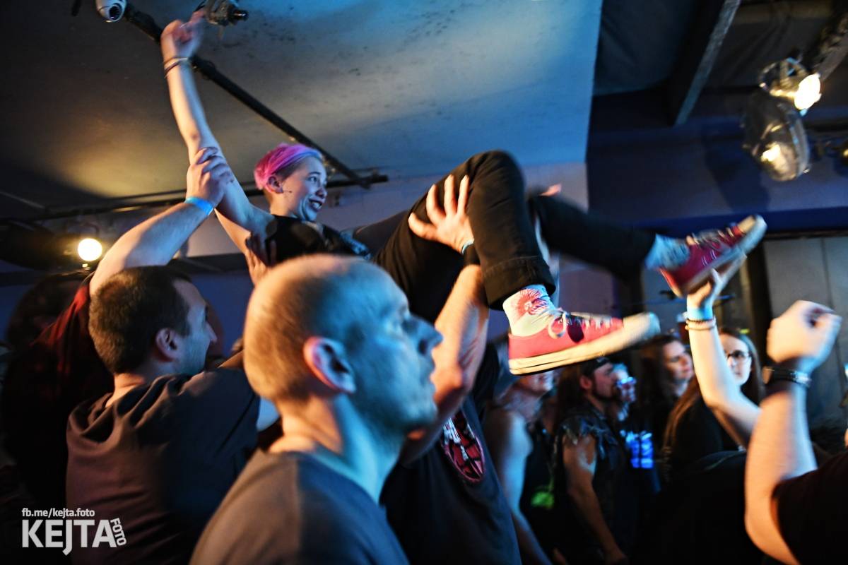 Punková smršť. Do Vagonu dorazili Punk Floid a Volant