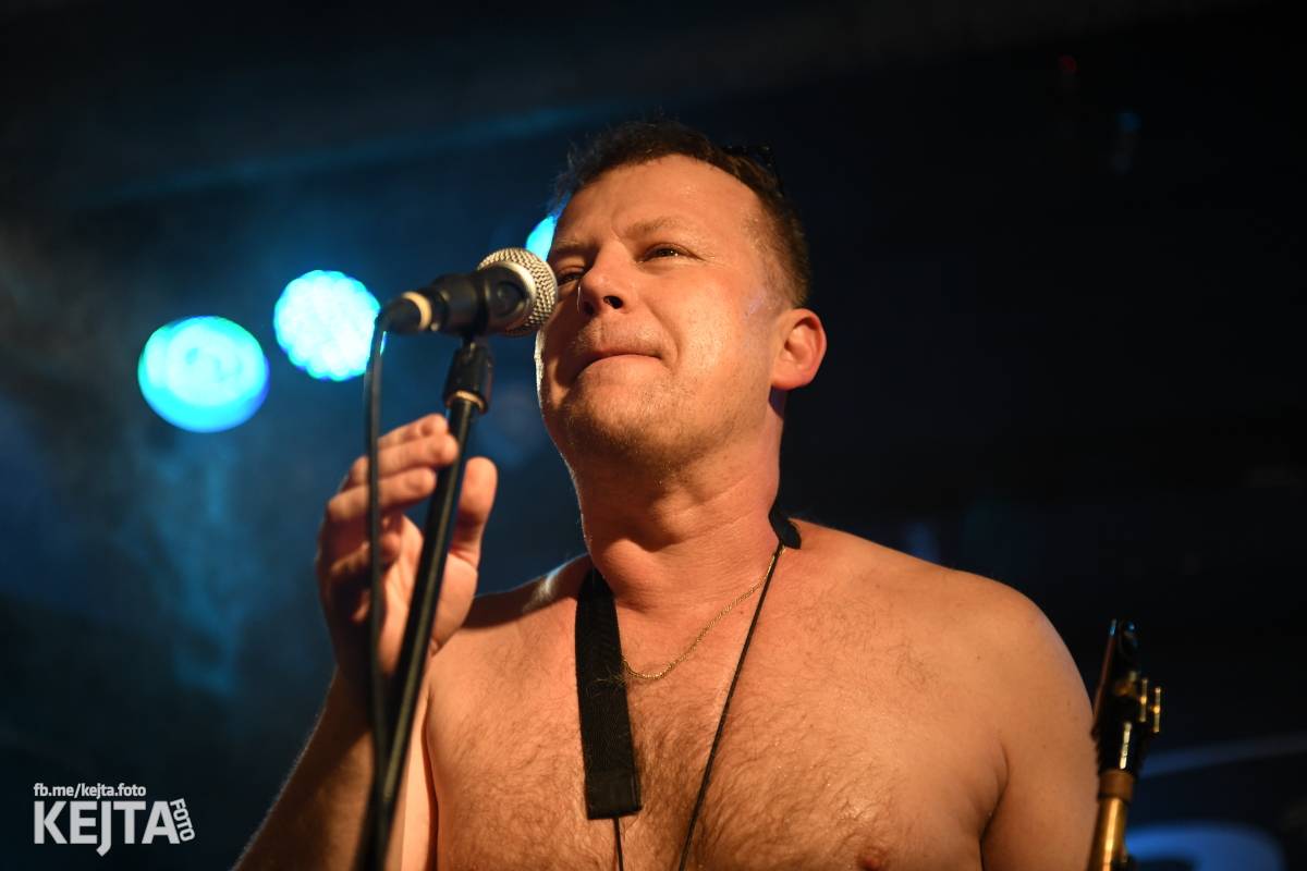 Punková smršť. Do Vagonu dorazili Punk Floid a Volant