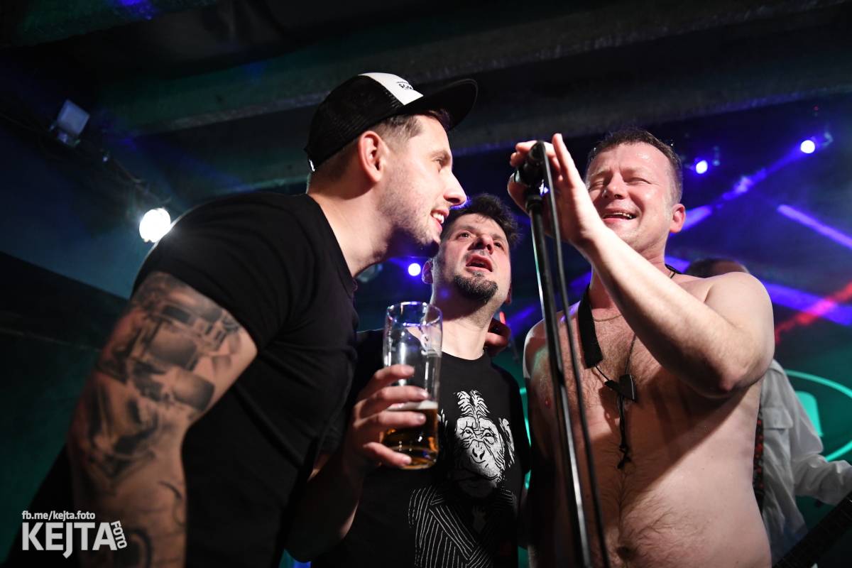 Punková smršť. Do Vagonu dorazili Punk Floid a Volant