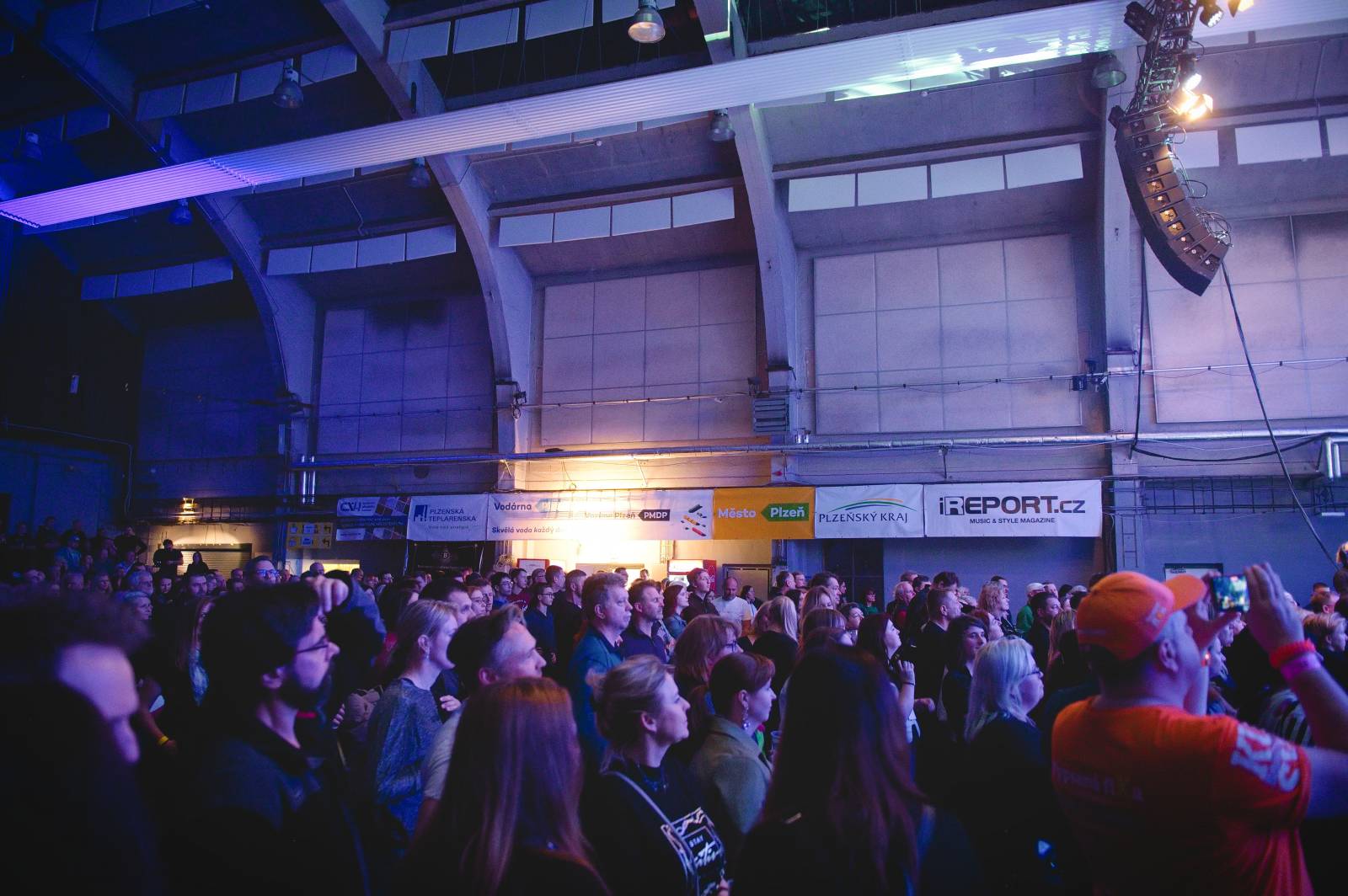 Plzeň se dotkla hvězd. Pozvání na Žebřík přijali Vilém Čok, Bára Basiková i Kamil Střihavka