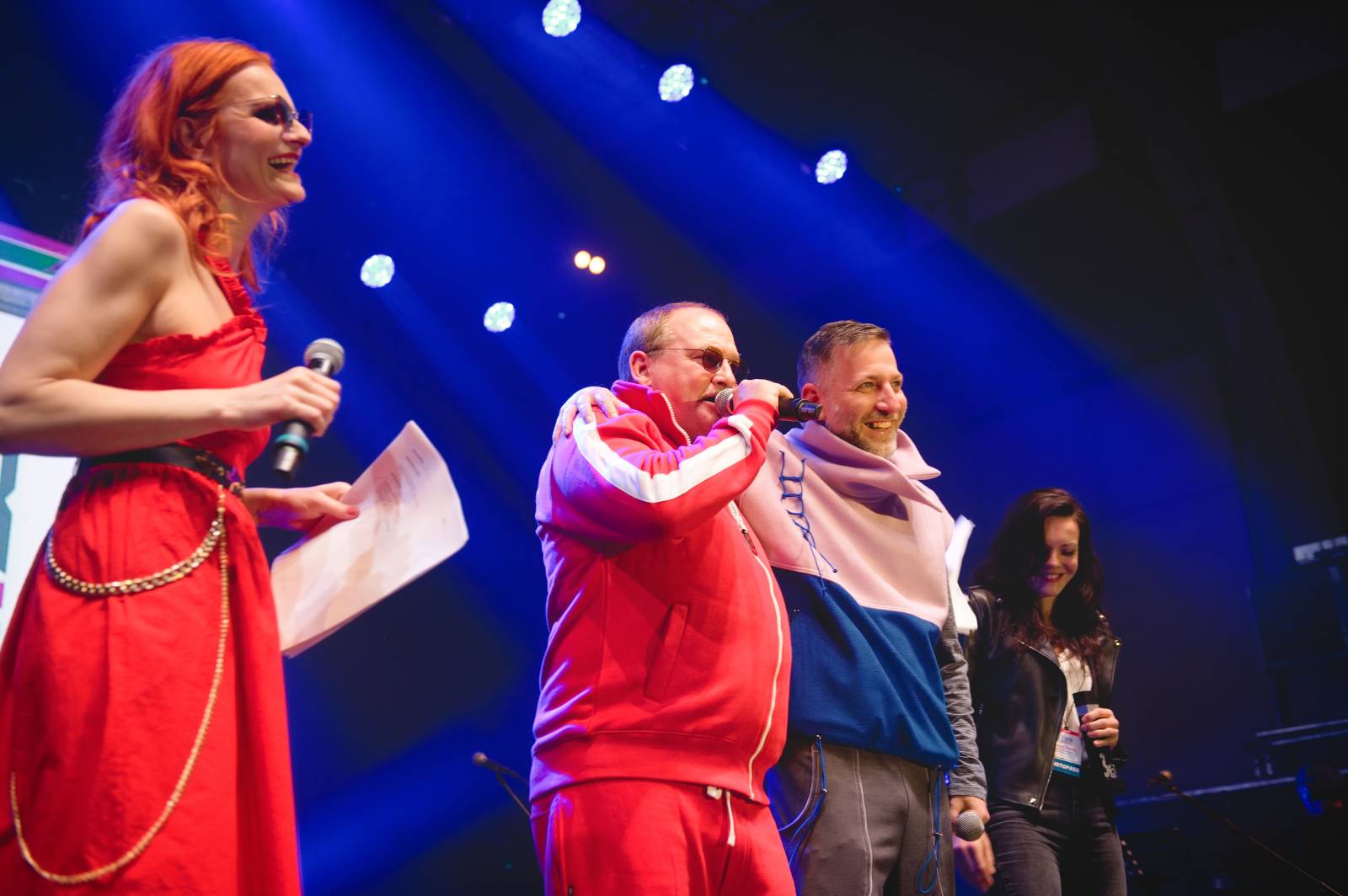 Plzeň se dotkla hvězd. Pozvání na Žebřík přijali Vilém Čok, Bára Basiková i Kamil Střihavka