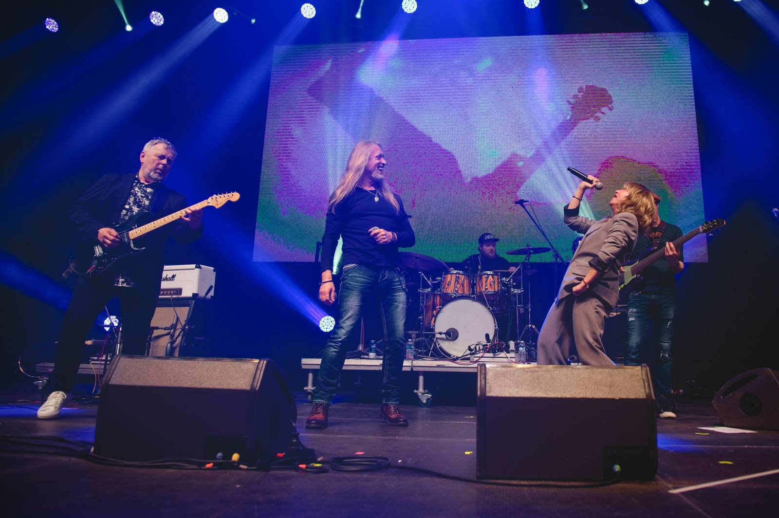 Plzeň se dotkla hvězd. Pozvání na Žebřík přijali Vilém Čok, Bára Basiková i Kamil Střihavka