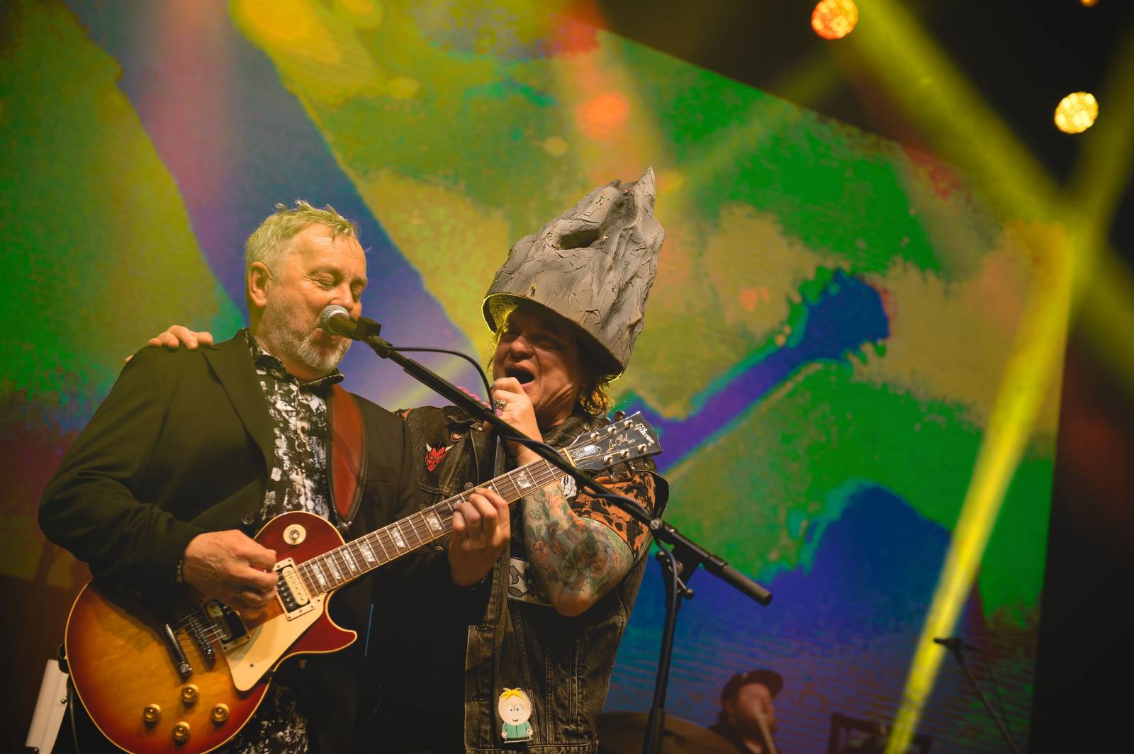 Plzeň se dotkla hvězd. Pozvání na Žebřík přijali Vilém Čok, Bára Basiková i Kamil Střihavka