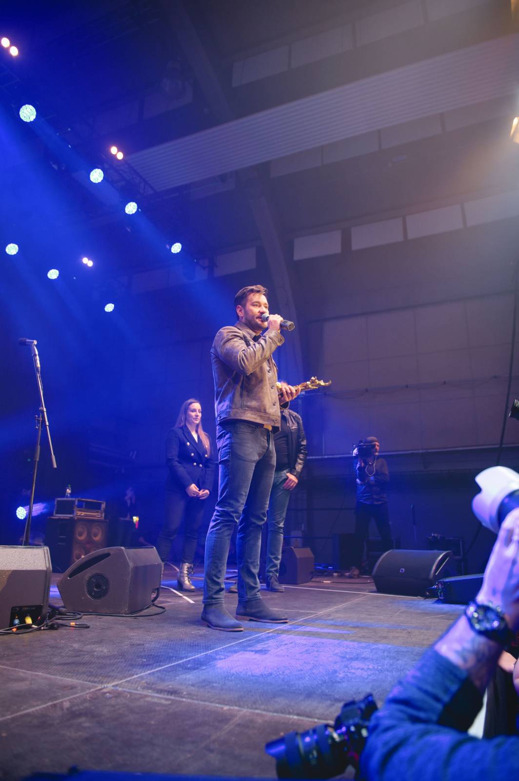 Plzeň se dotkla hvězd. Pozvání na Žebřík přijali Vilém Čok, Bára Basiková i Kamil Střihavka