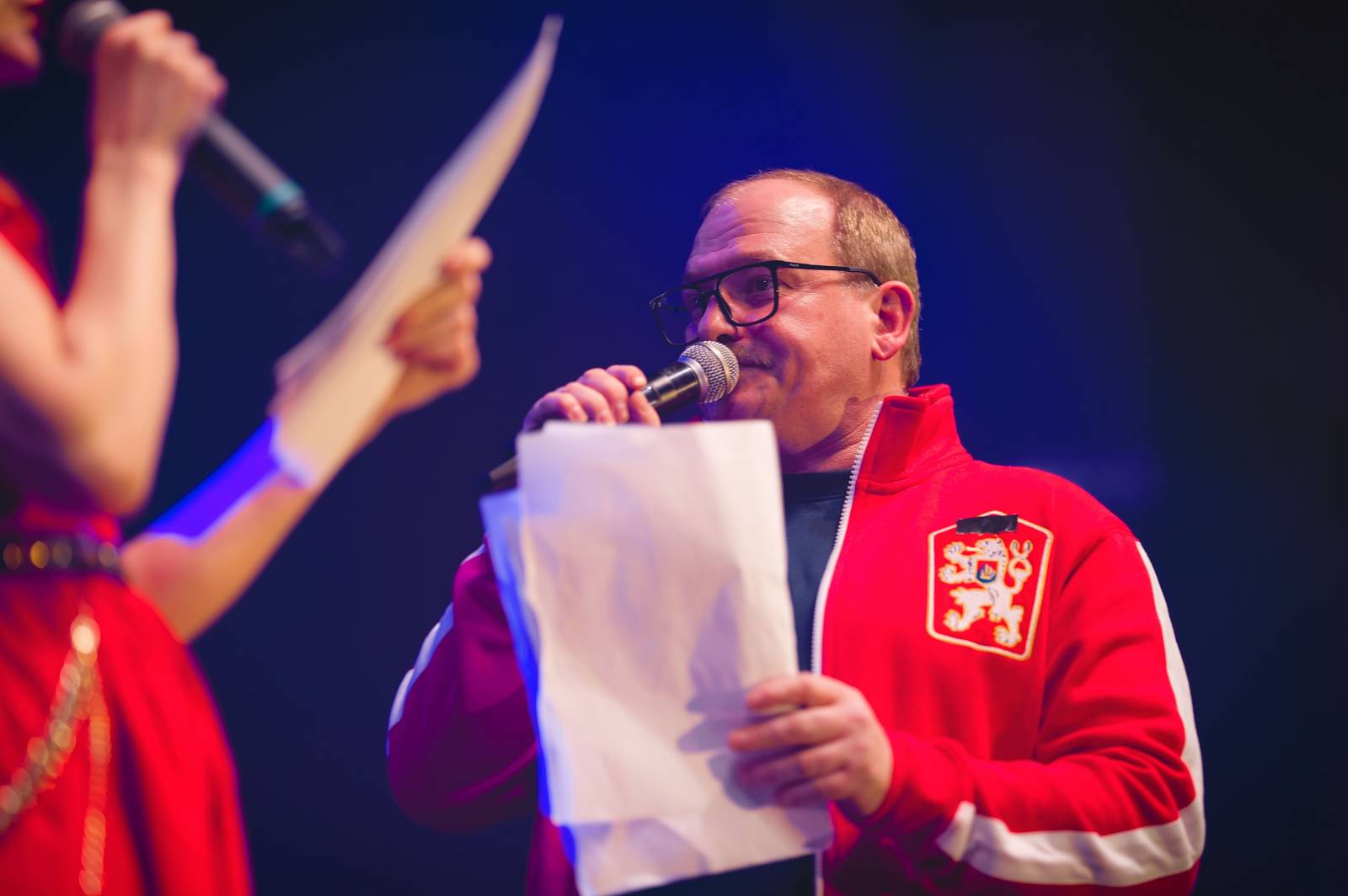 Plzeň se dotkla hvězd. Pozvání na Žebřík přijali Vilém Čok, Bára Basiková i Kamil Střihavka