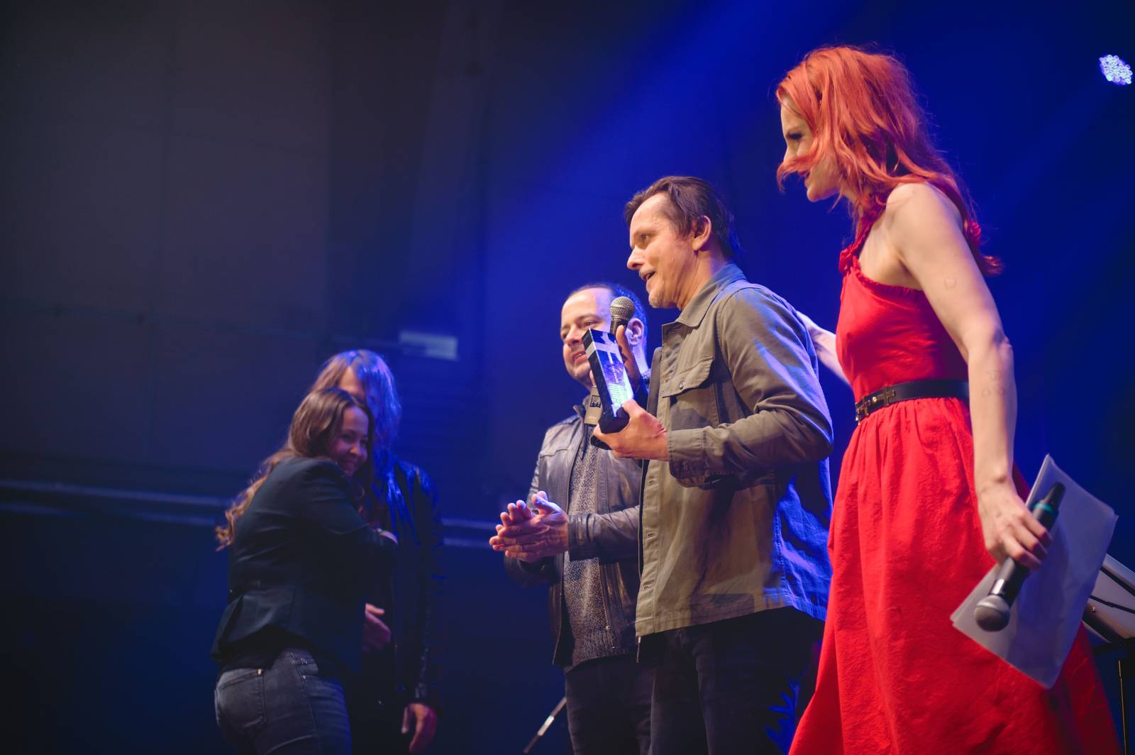 Plzeň se dotkla hvězd. Pozvání na Žebřík přijali Vilém Čok, Bára Basiková i Kamil Střihavka