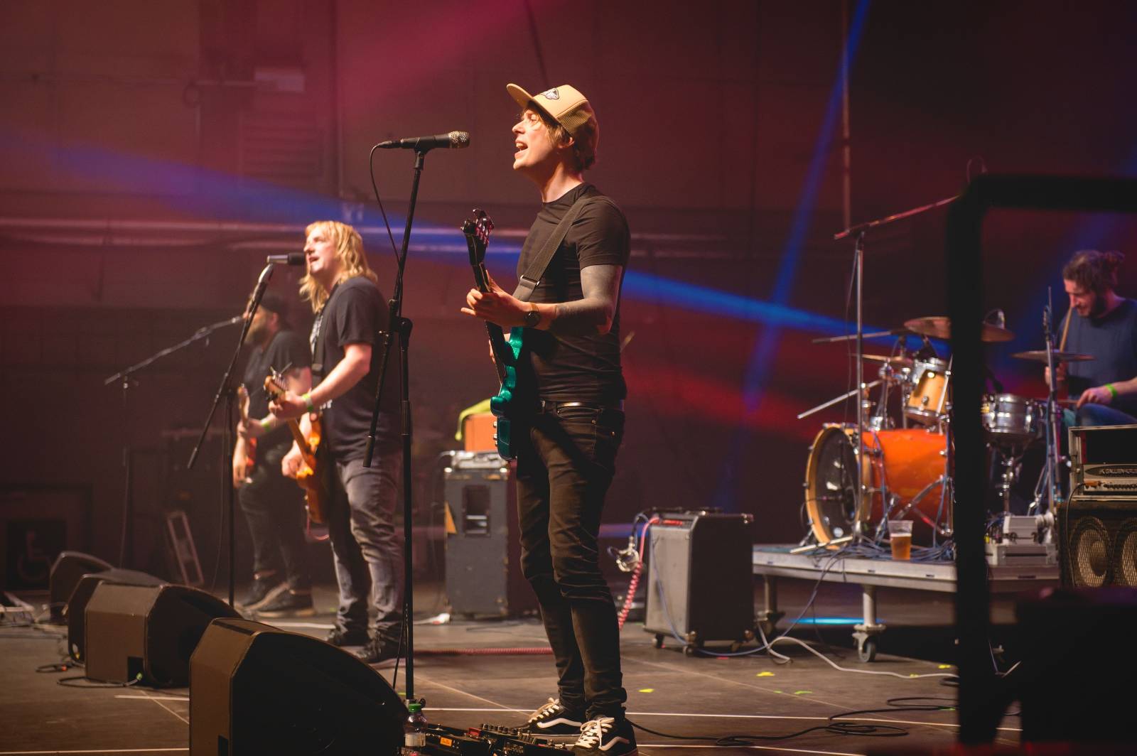 Plzeň se dotkla hvězd. Pozvání na Žebřík přijali Vilém Čok, Bára Basiková i Kamil Střihavka