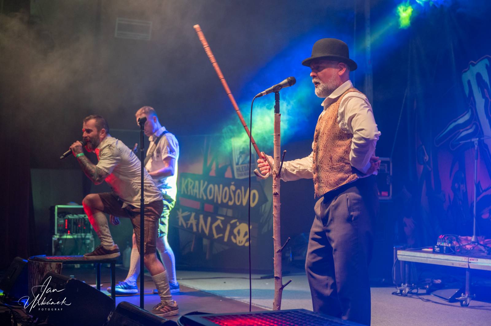 Pivní spršky i hromadné pogo. Trautenberk a Cocotte Minute dorazili do České Lípy