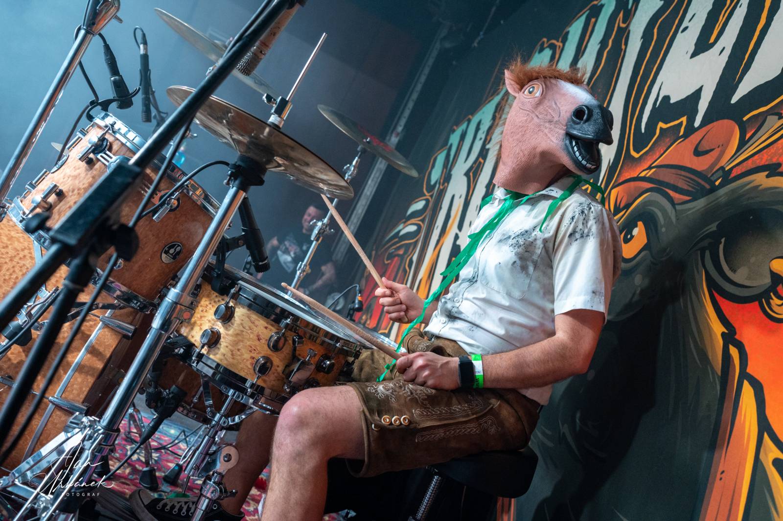 Pivní spršky i hromadné pogo. Trautenberk a Cocotte Minute dorazili do České Lípy