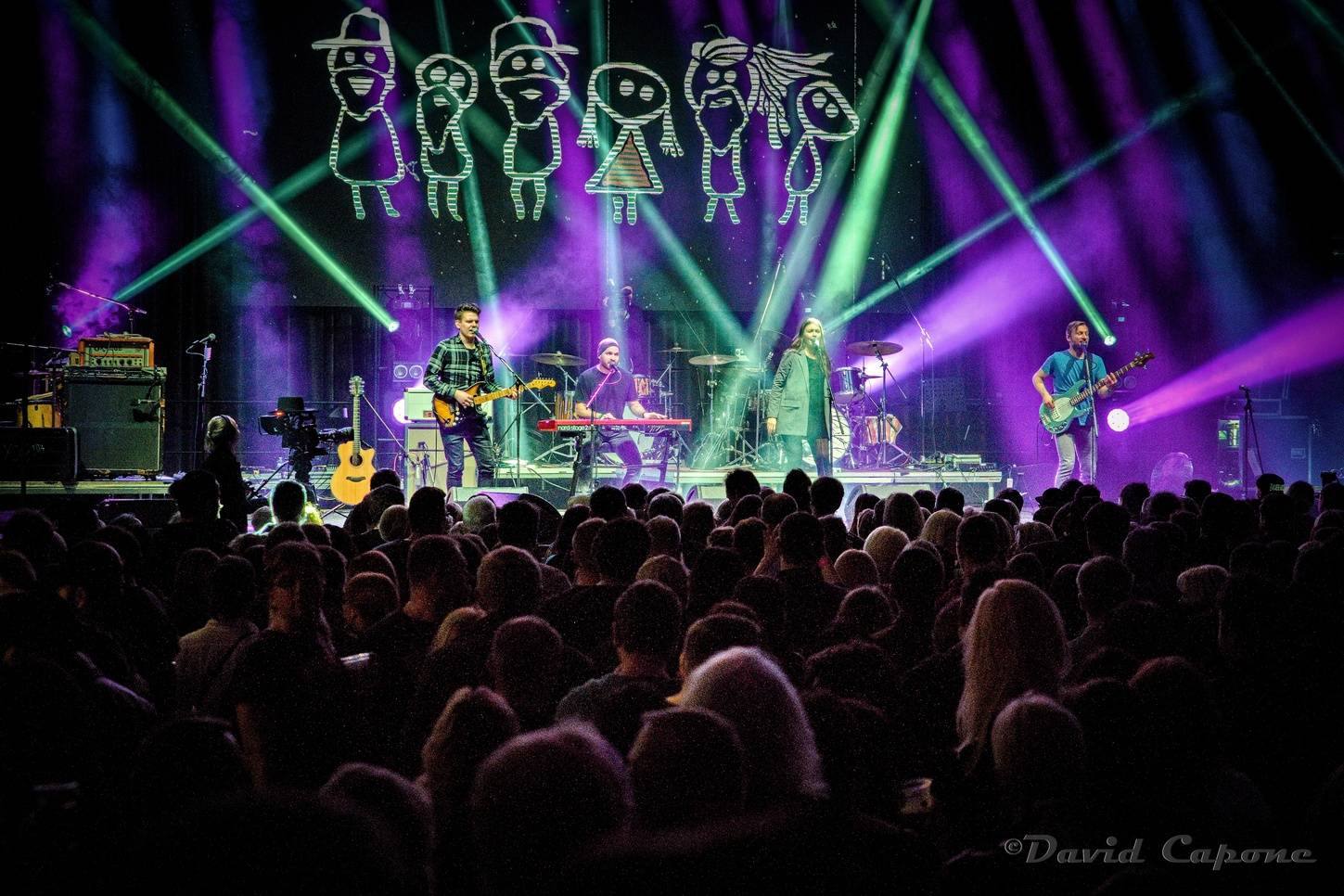 Žebřík zahájila Kateřina Marie Tichá s Bandjeez, mezi zpěvačkami skončila třetí